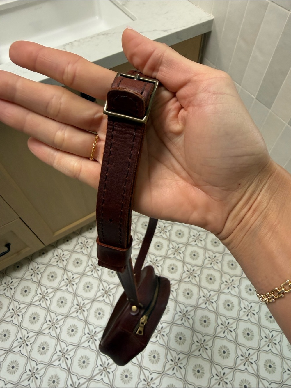Portland Leather Round Brown Genuine Leather Crossbody Bag - Picture 6 of 9